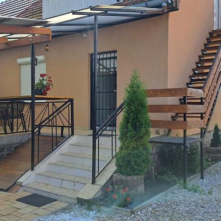 Апартаменты Zsory Furdo Lapartman Mezokovesd Szihalom Экстерьер фото