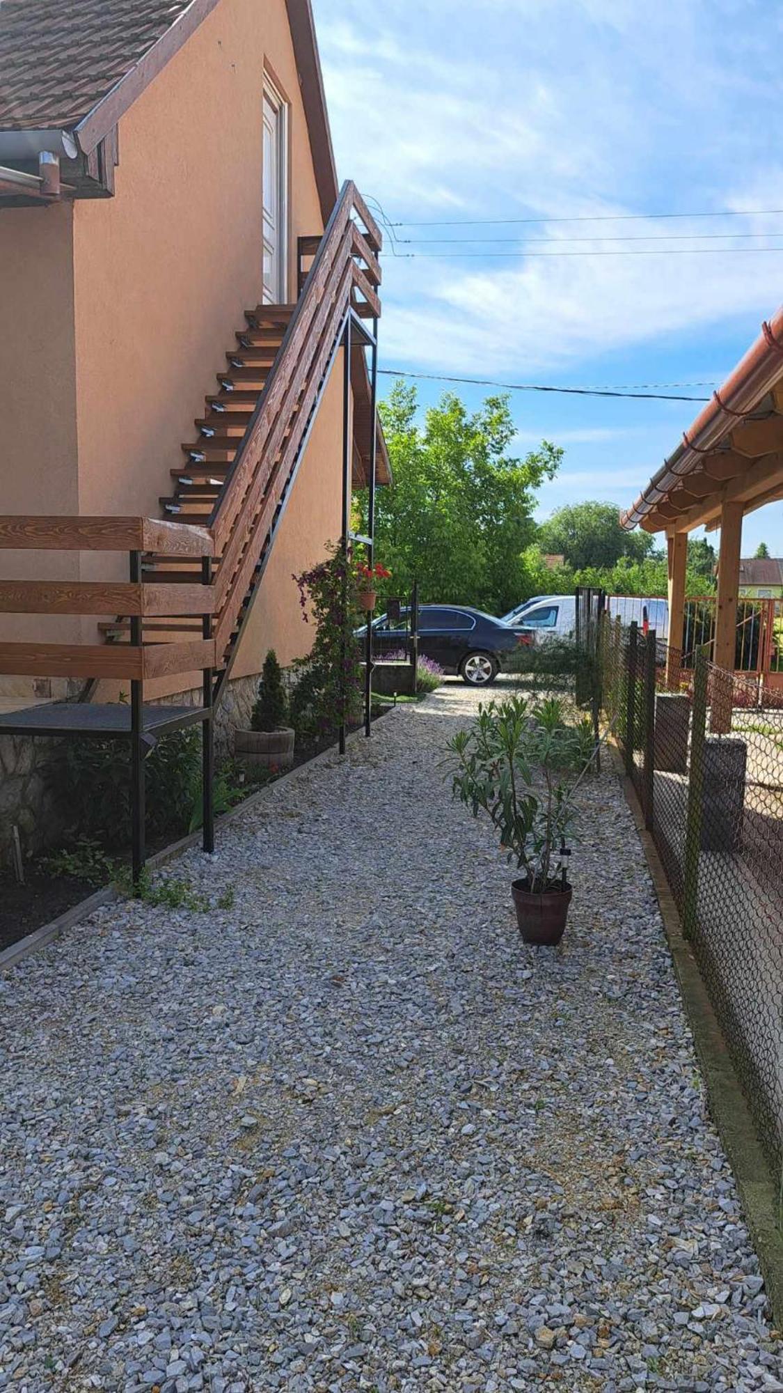 Апартаменты Zsory Furdo Lapartman Mezokovesd Szihalom Экстерьер фото